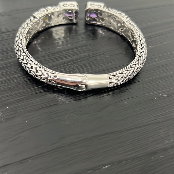 Silver tone Hinged Purple stone Bracelet - Picture 4 of 4